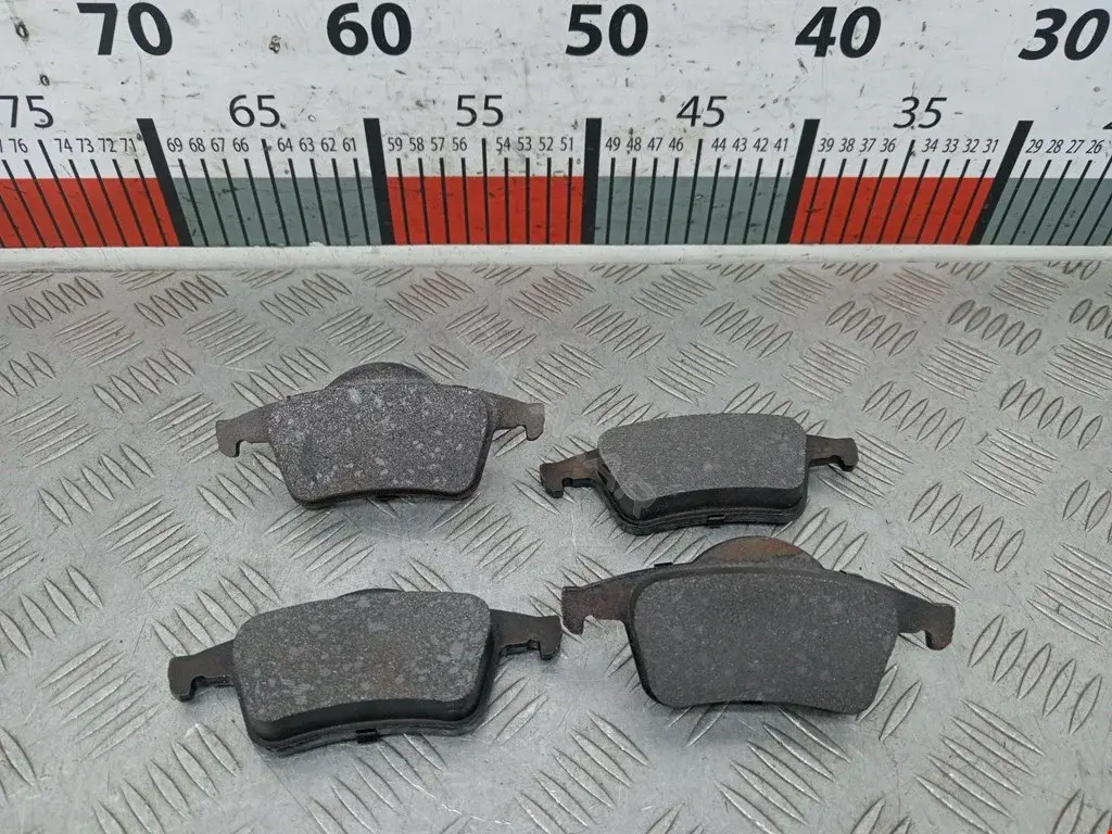 Тормозные колодки 05P705, 2713342, BD7812