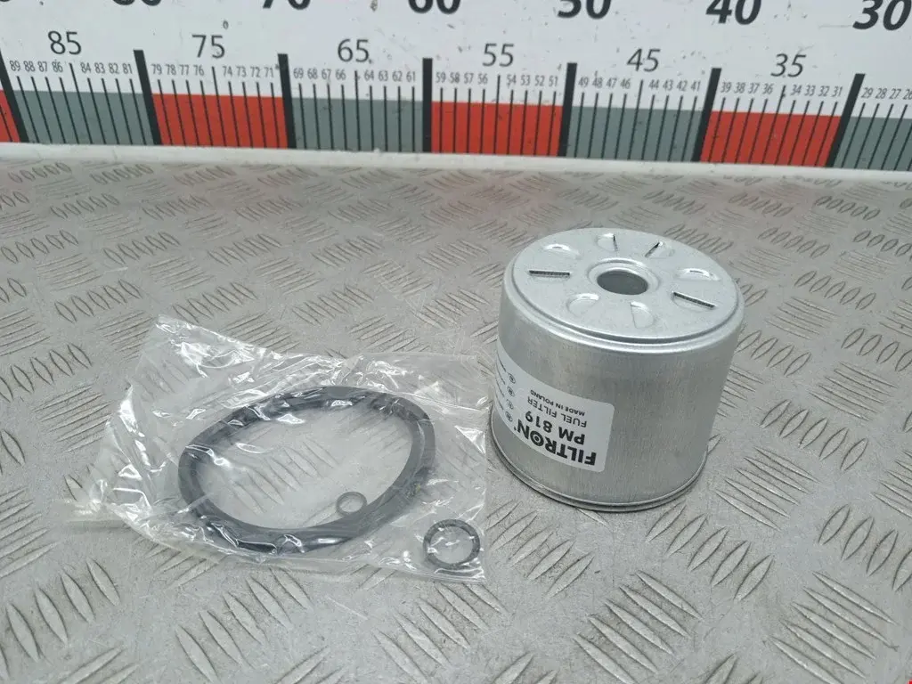 Топливный фильтр 1423477, LF1812, PM819