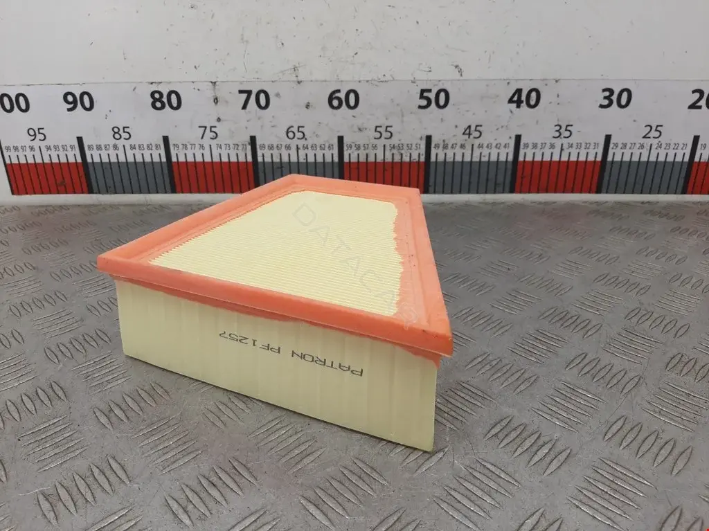 Воздушный фильтр 5Z0129620A, LA1068, PF1257