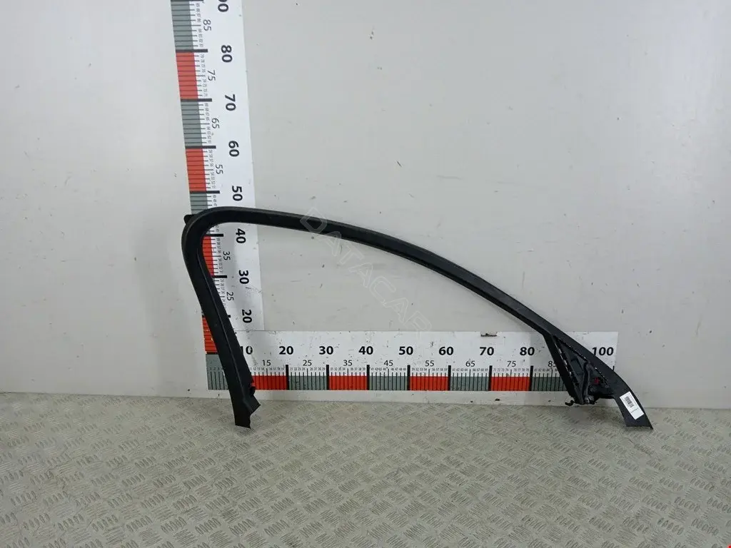 Молдинг двери 4G0867609