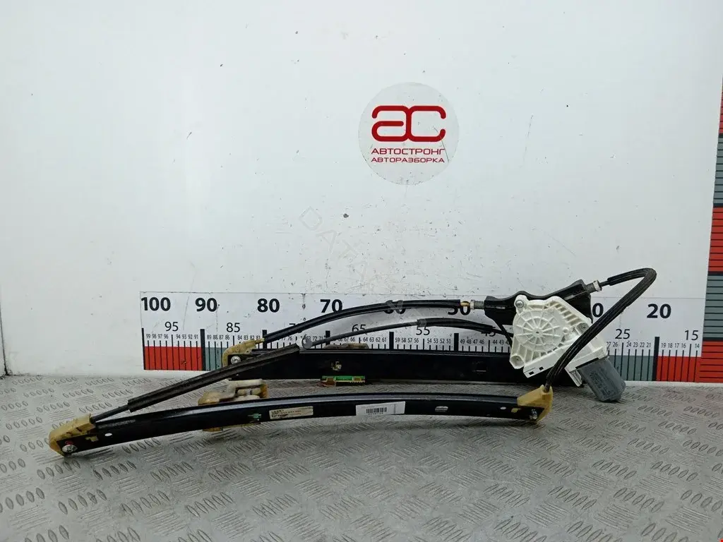 Стеклоподъемник 4G0837462