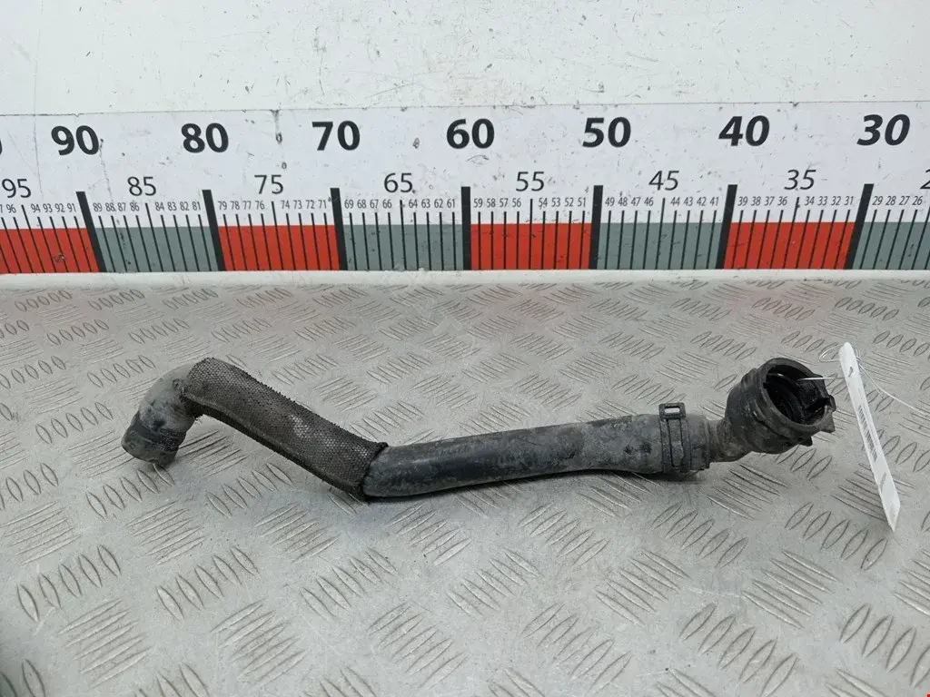 Патрубки системы охлаждения 4G0122096J