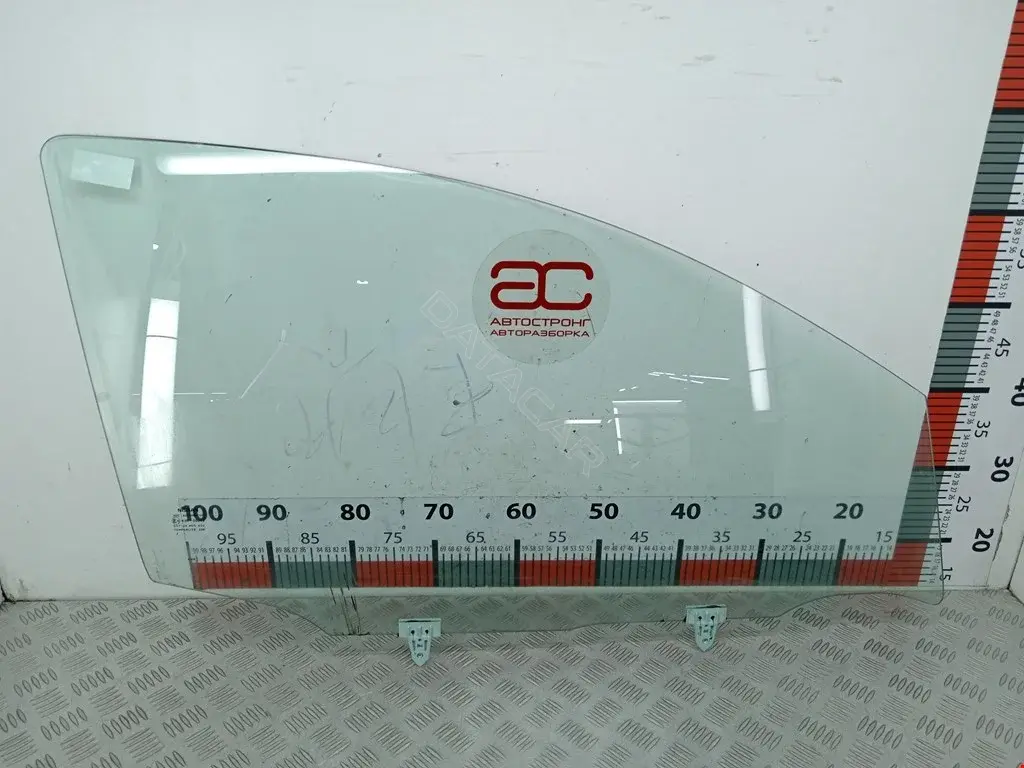 Стекло двери 80300EY10A