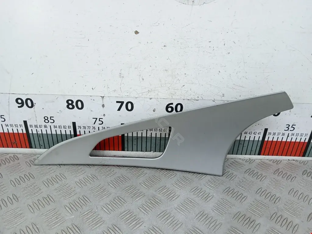 Молдинг двери 4G0867409