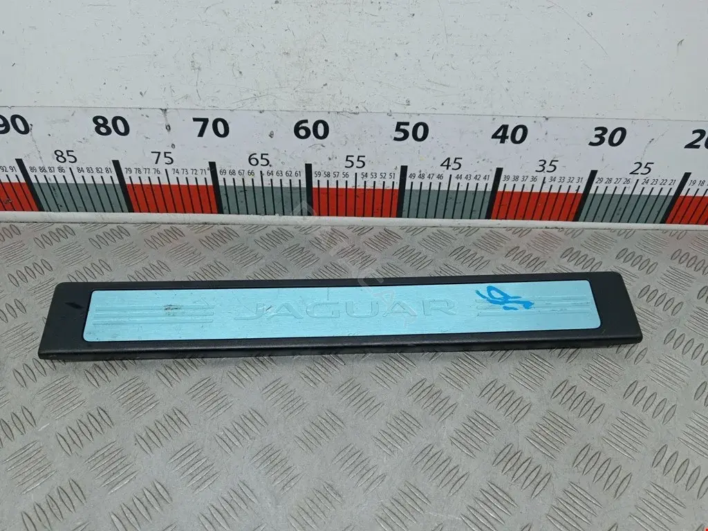 Накладка на порог 8X2313200A