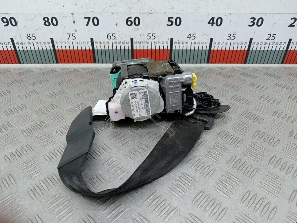 Ремень безопасности 4G8857706D