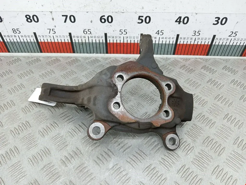 Поворотный кулак 40015JD040, 40202JG000, 40202JG01B