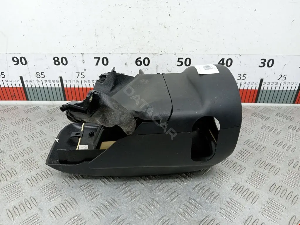 Кожух рулевой колонки 4G0953516