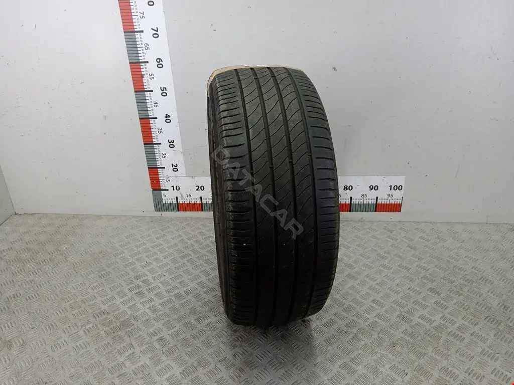 Шины 235, 55R17