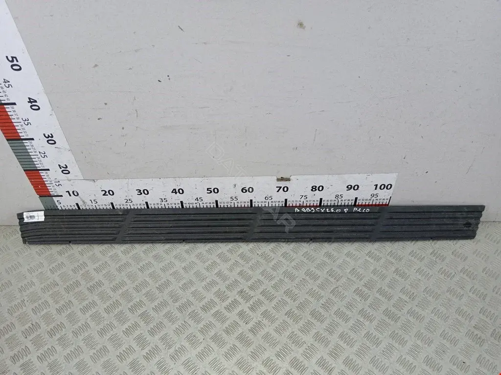 Накладка на порог 517716A180
