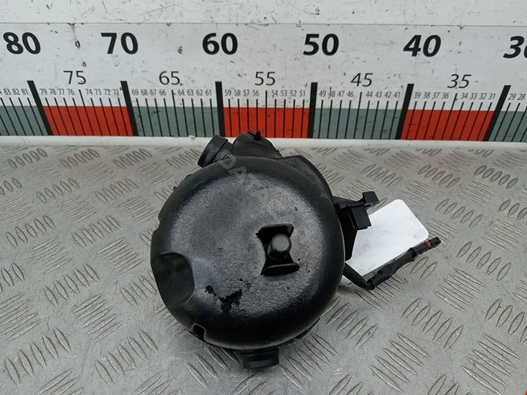 Клапан картерных газов 0011022453, 0810160, 11617531423