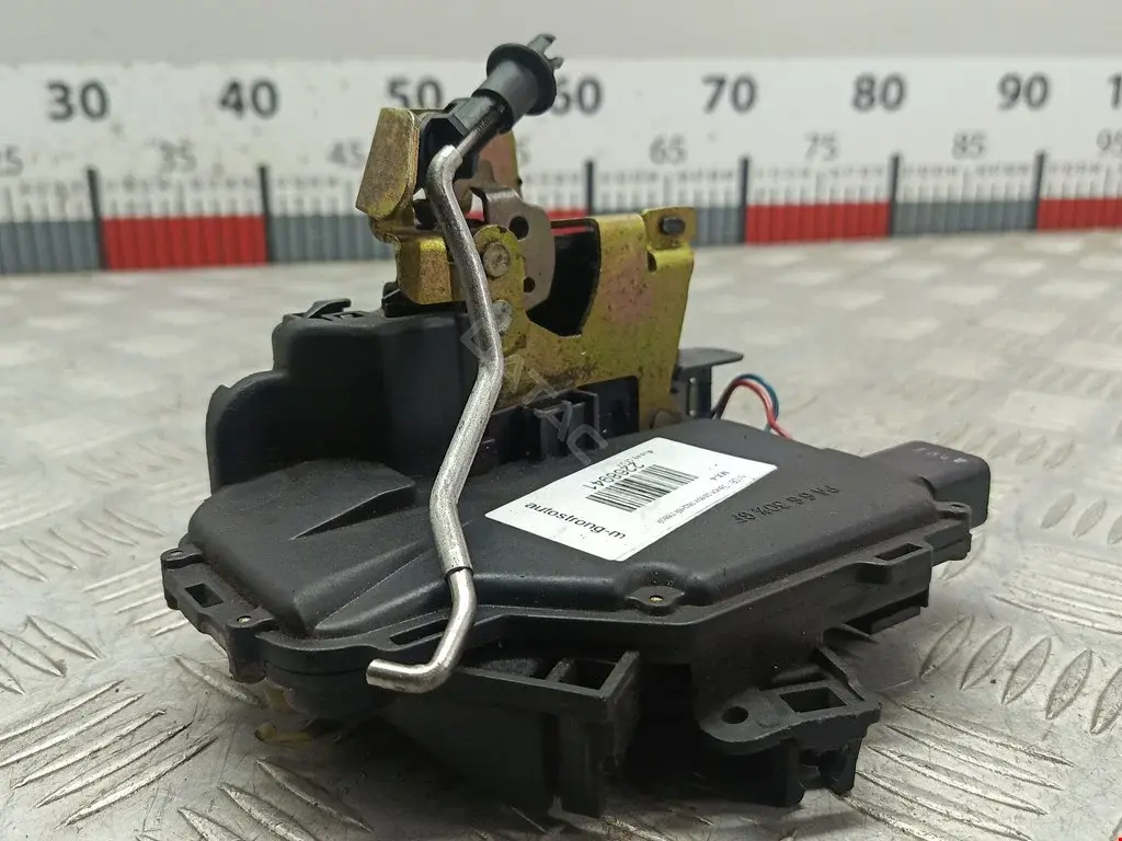 Замок двери 113831, 16SKV053, 178395