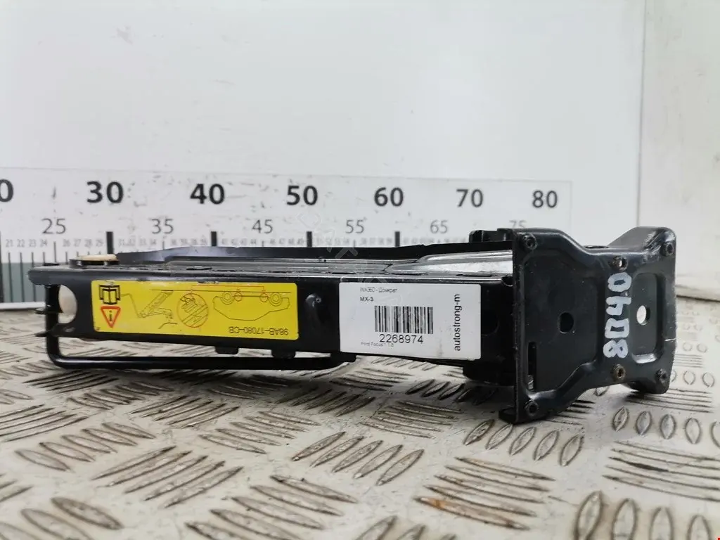 Домкраты 1230699, 98AB17080CB