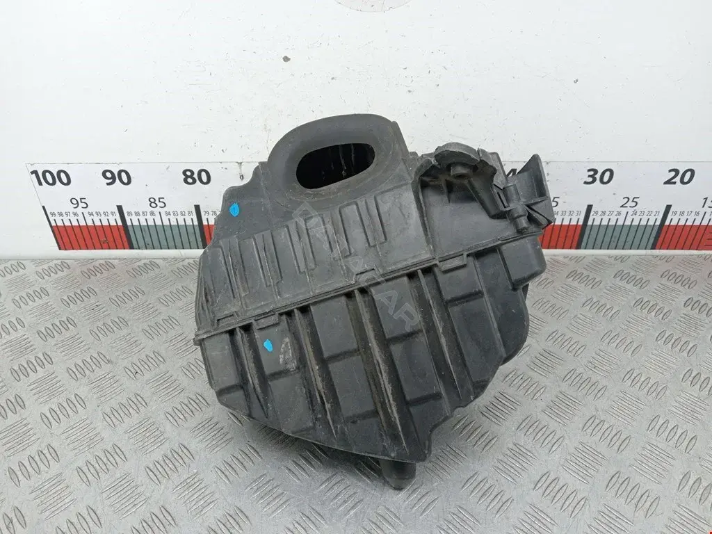 Корпус воздушного фильтра 8200176559