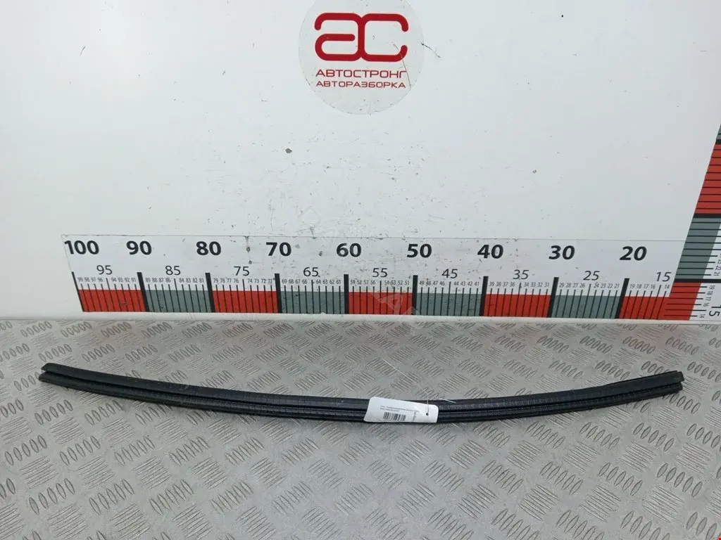 Молдинг двери 4L0853284A