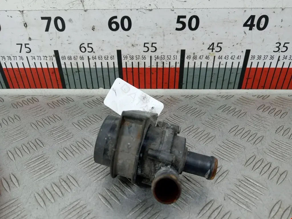 Водяной насос / Помпа 03C121004JX, CW0032