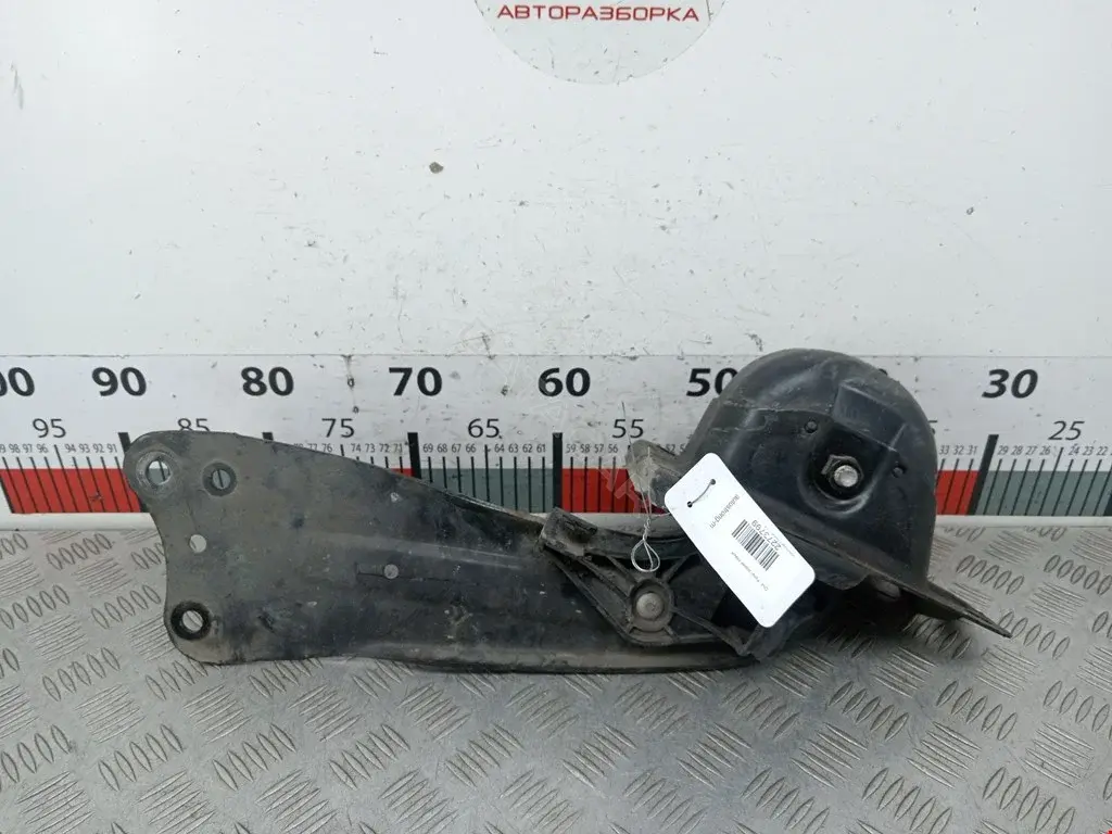 Рычаги 1K0501475