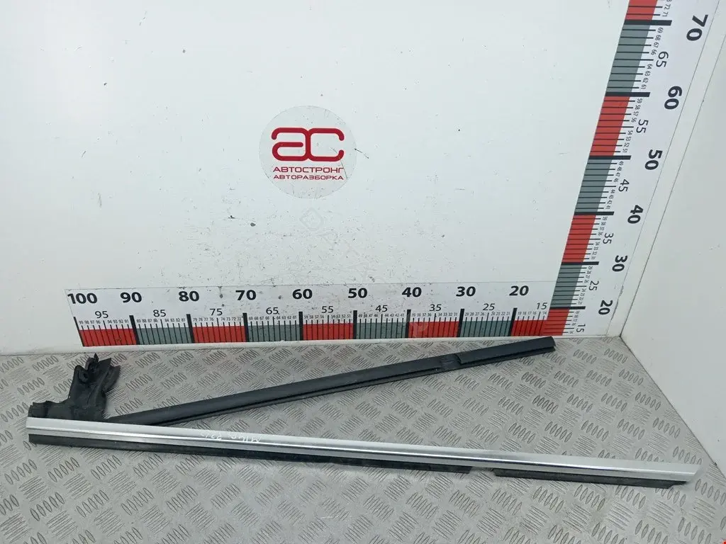 Молдинг двери 2274372