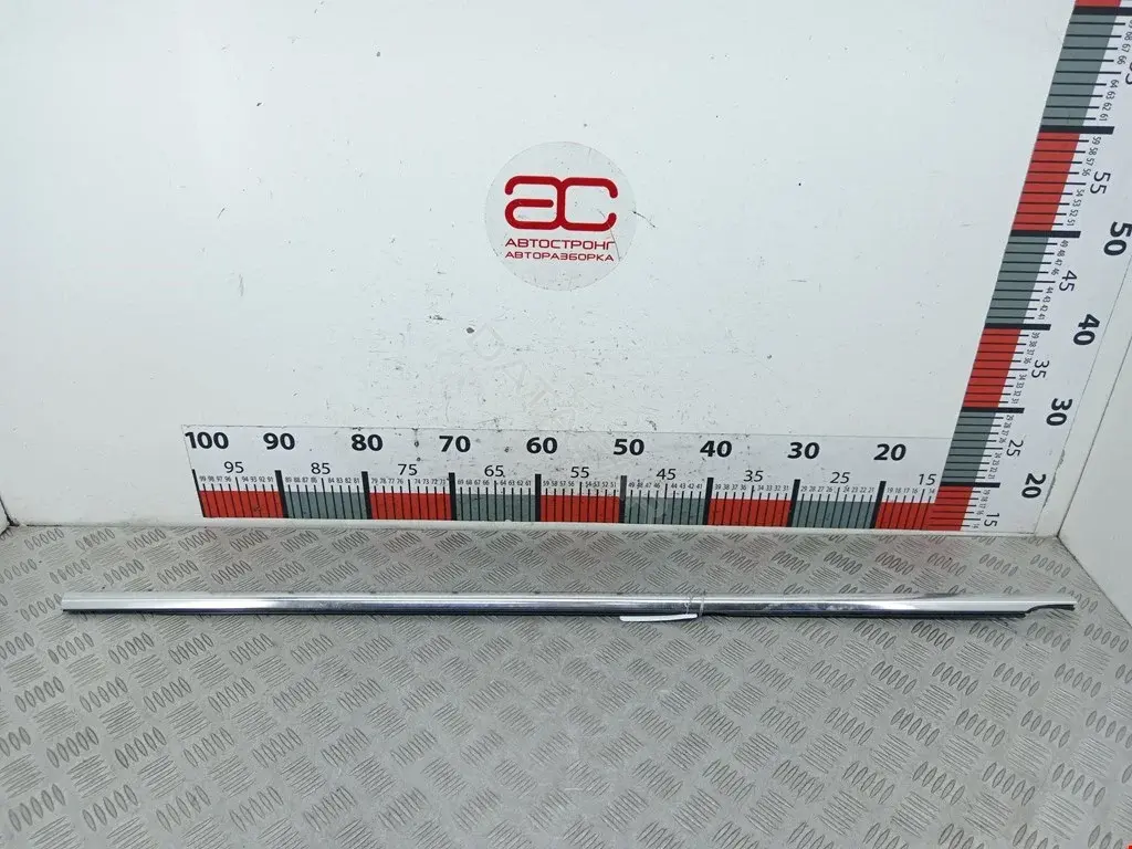 Молдинг двери 2274445
