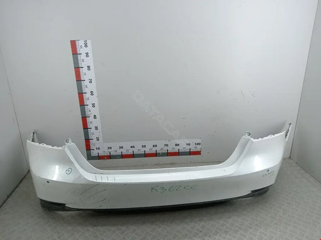 Задний бампер 5215906C10