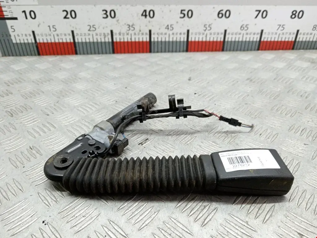 Замок ремня безопасности 615796400D 609441000E, 72119115306