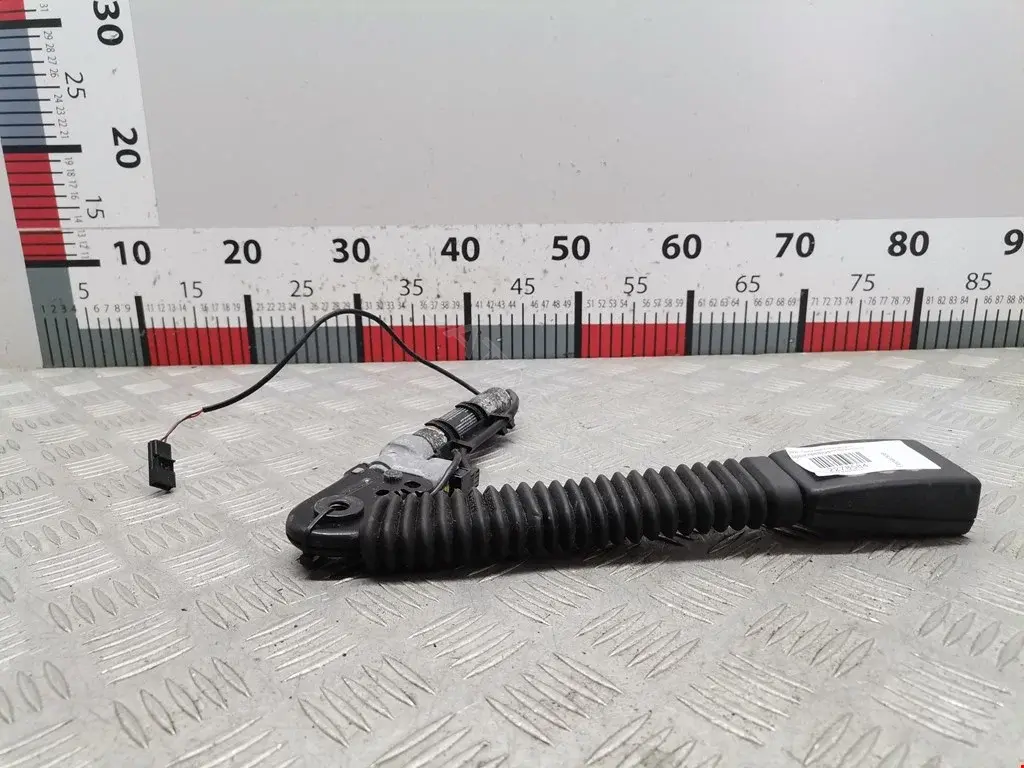 Замок ремня безопасности 72119117240, 9117240