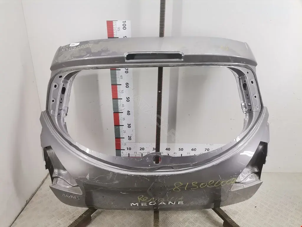 Крышка багажника 901001260R