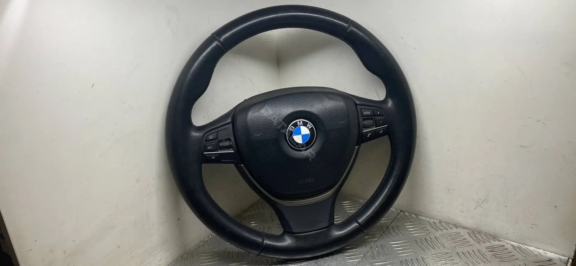 Руль 32336790889