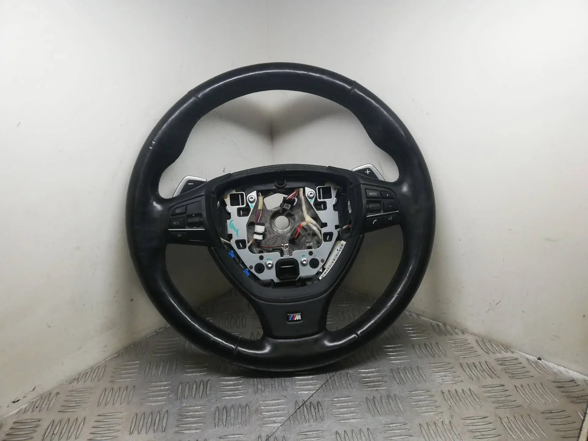 Руль 32336790886