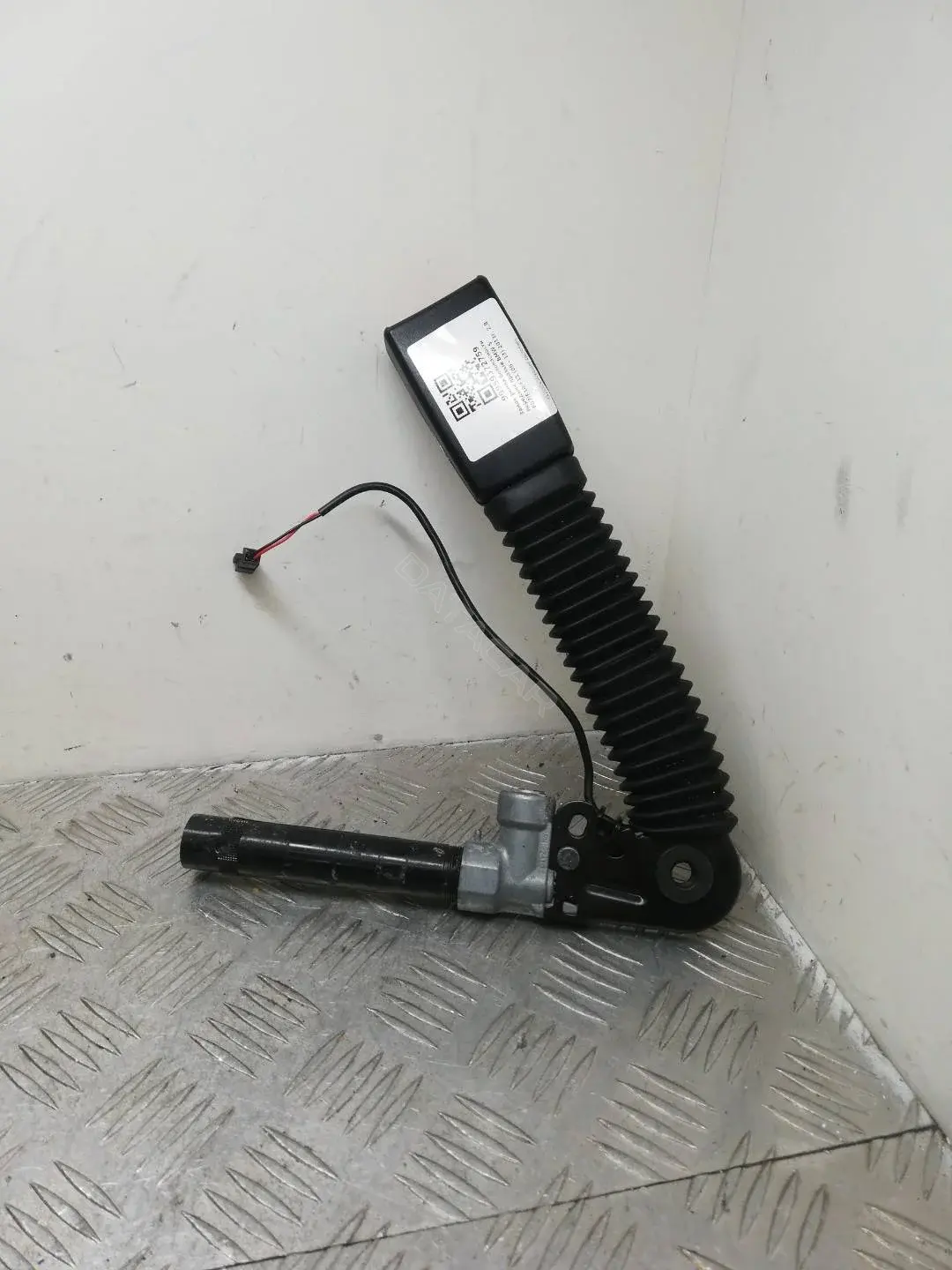 Замок ремня безопасности 72119115306, 9115306