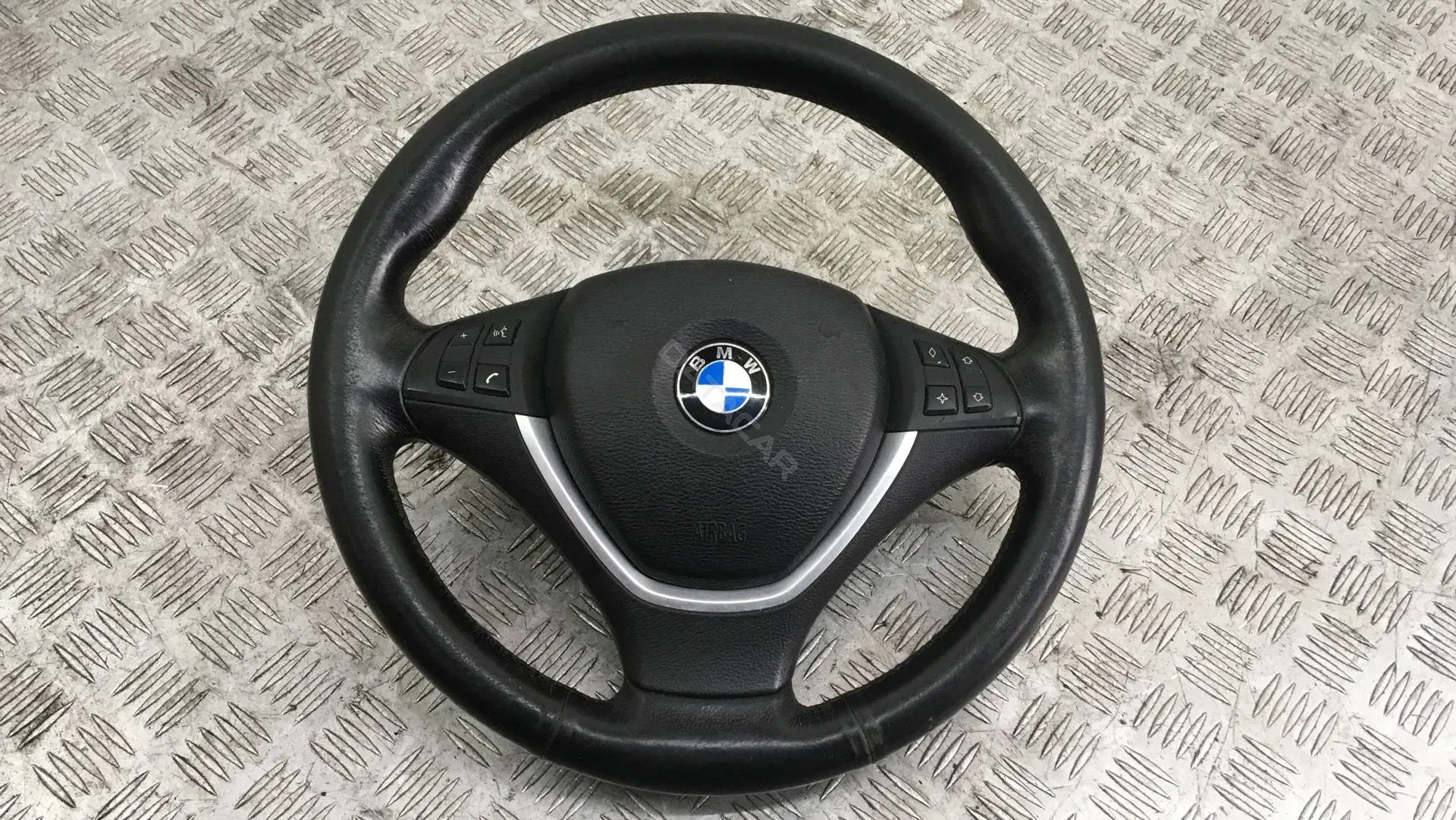 Руль 32306780544