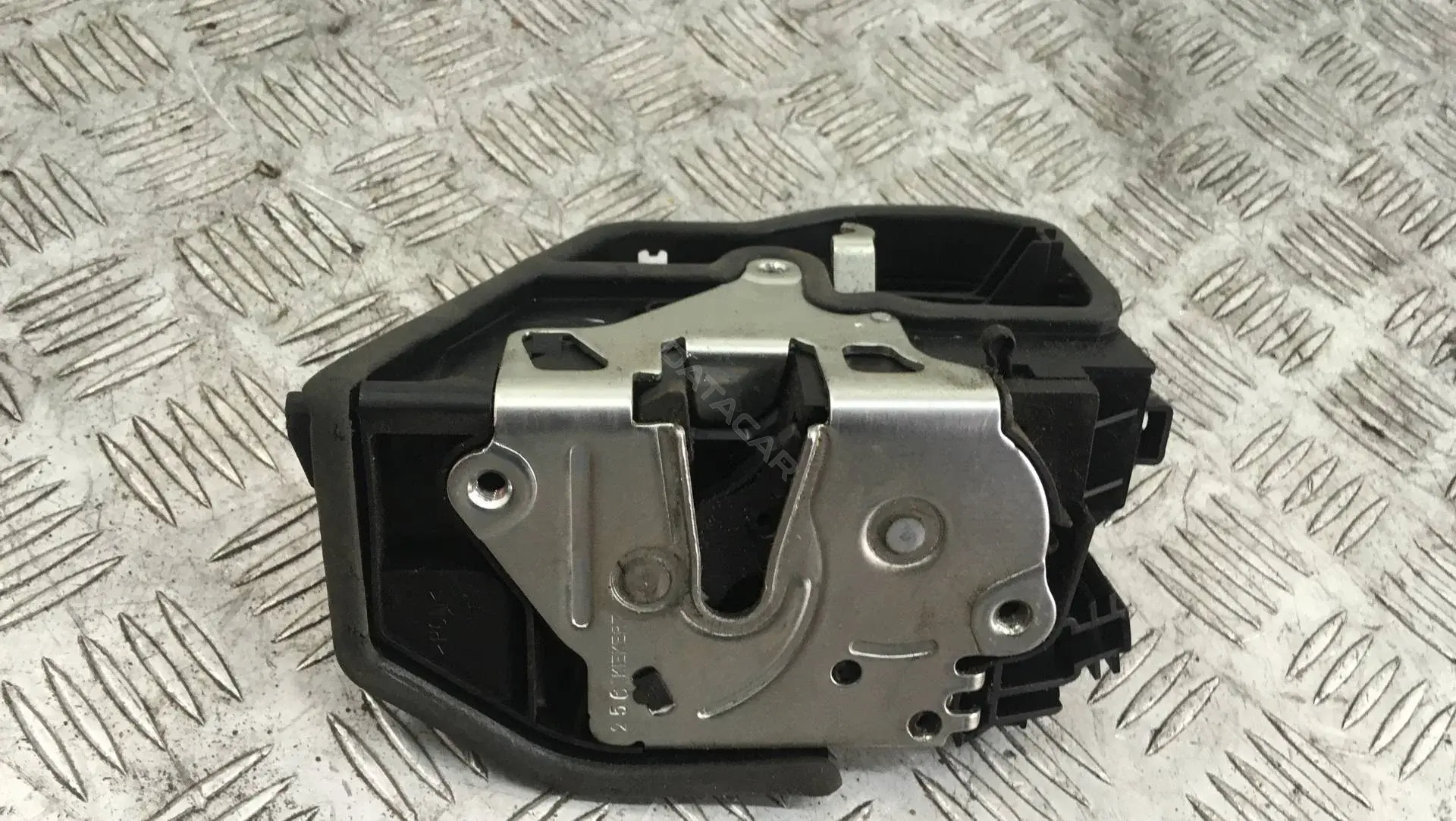 Замок двери 15122792548, 16SKV433, 177556
