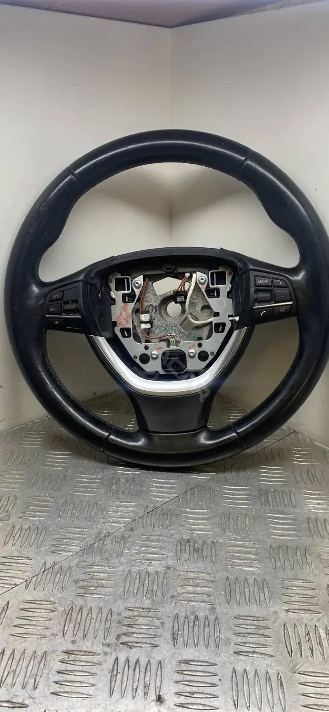 Руль 32336790891