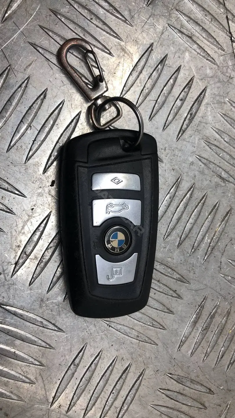 Ключ зажигания 66125A57FD0