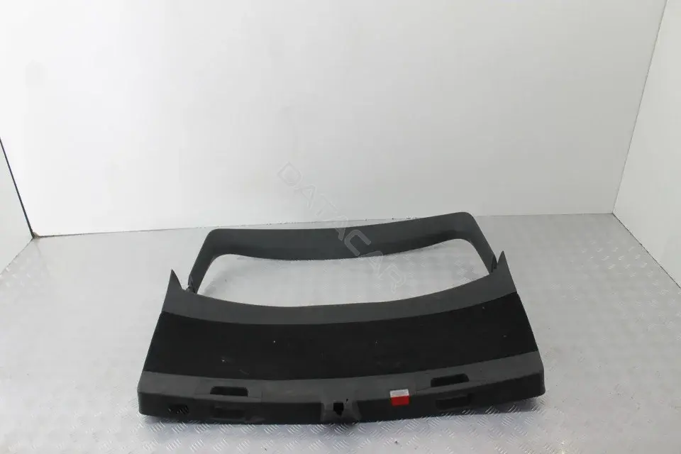 Обшивка крышки багажника P902627