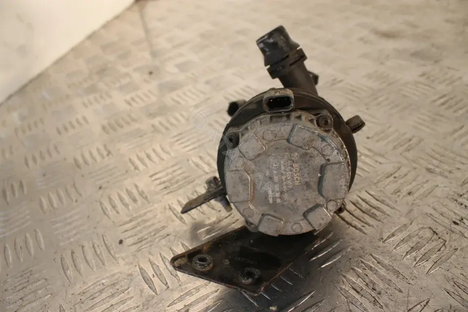Помпа электрическая 5002686, A0005002686