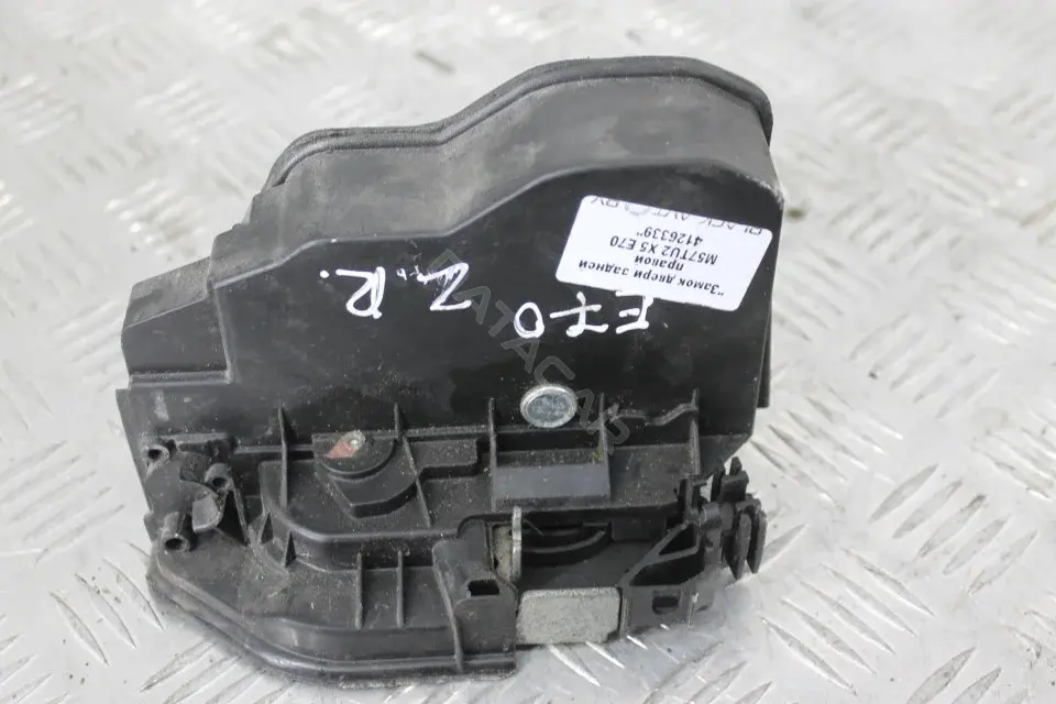 Замок двери 16SKV451, 177625, 2001ZC4F