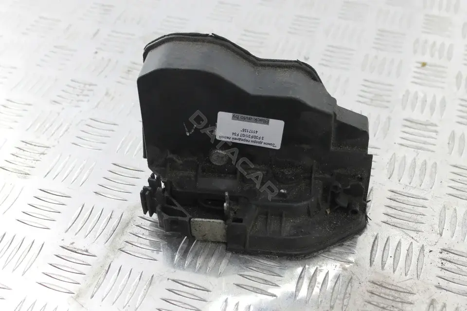 Замок двери 7167073