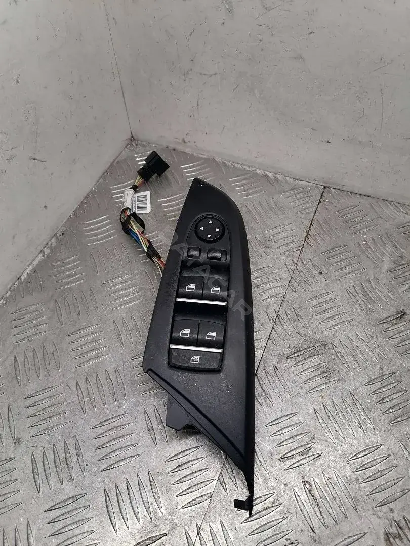 Блок управления стеклоподъемниками 61319208111, 61319362107, 9208111