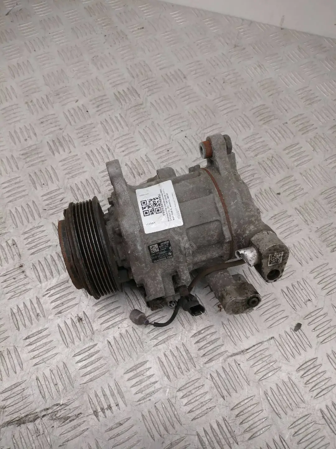 Компрессор кондиционера 64529330829, 6SBU14A, 9330829