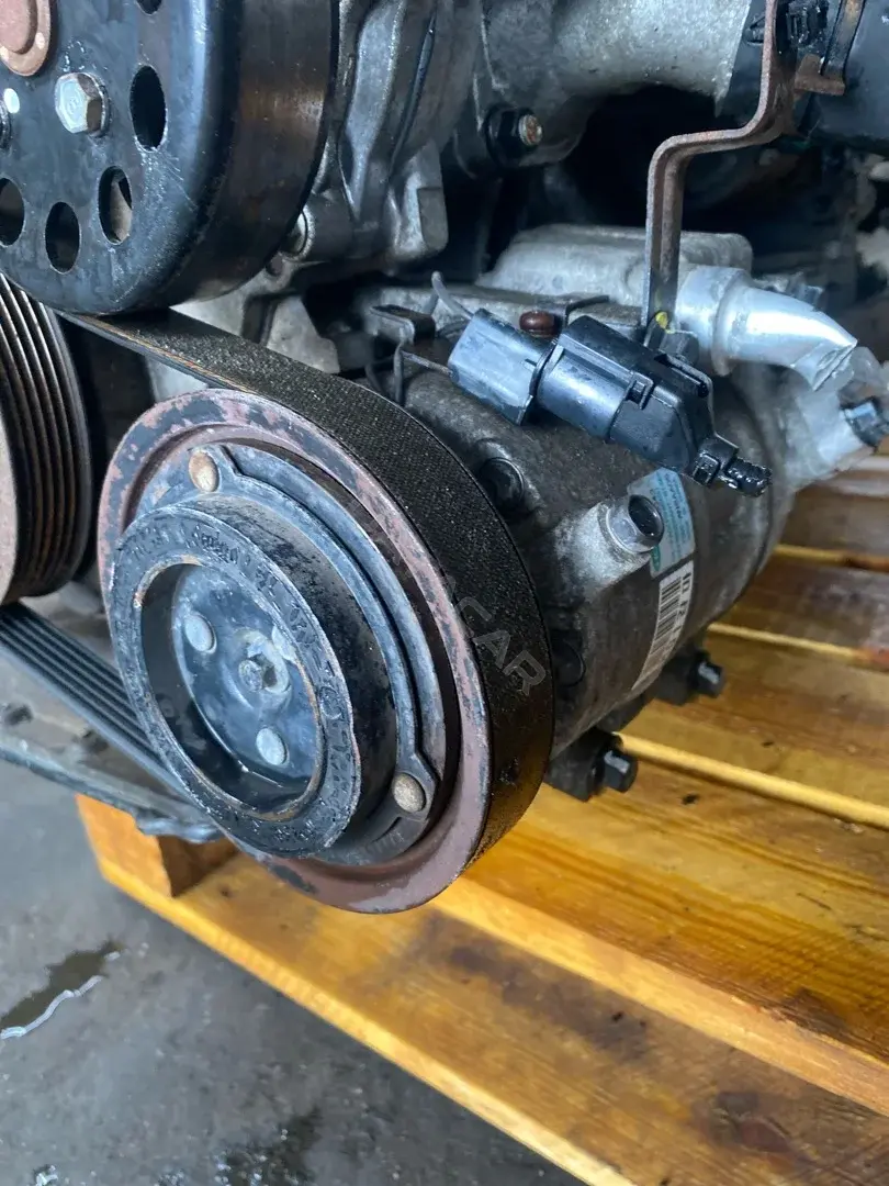 Компрессор кондиционера F500AN8AA03