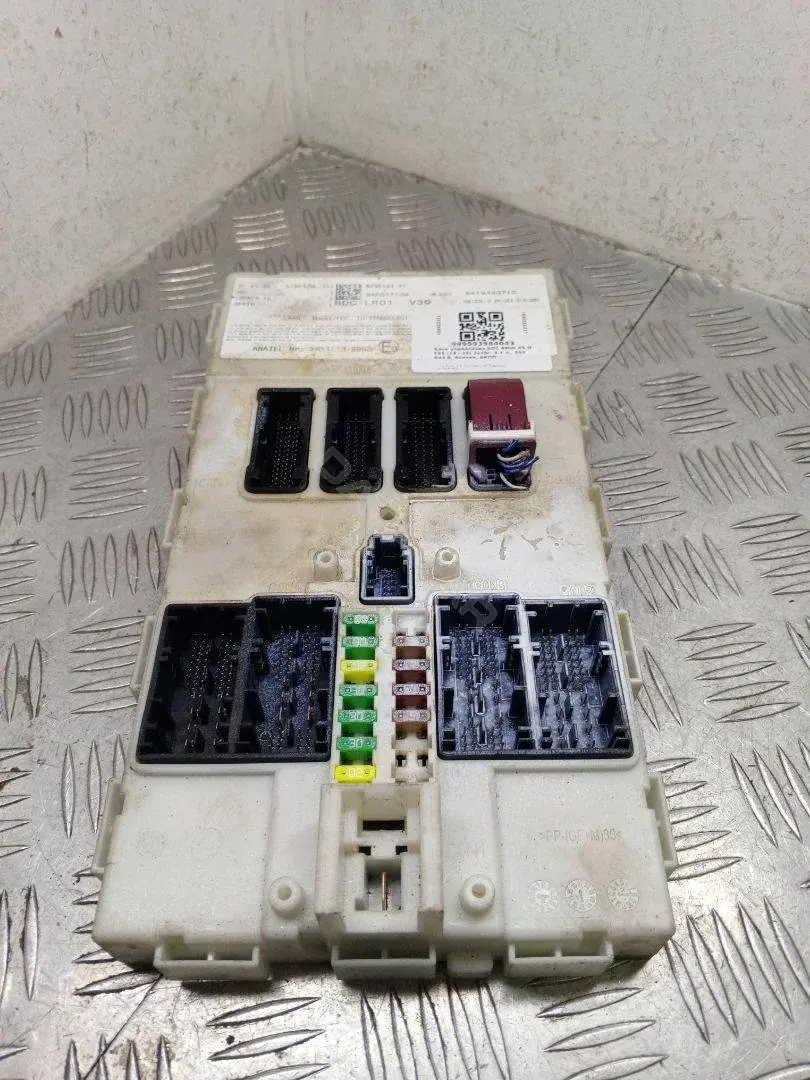 Блок комфорта 61358796104, 8796104