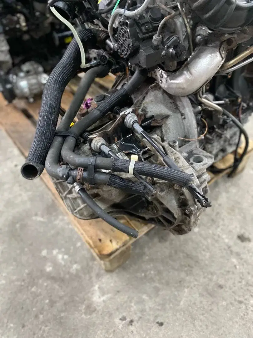 Механическая коробка передач (МКПП) 8200546200, M73, M9R780