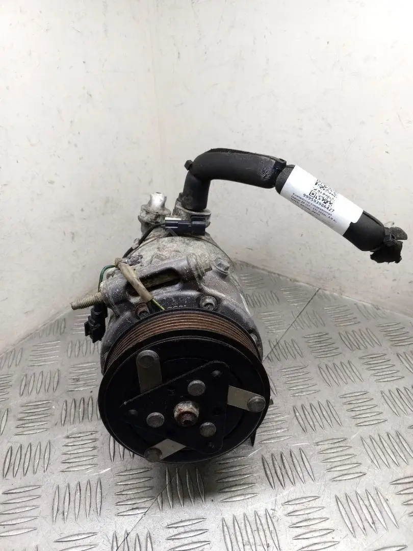Компрессор кондиционера 9X23-19D629-DA