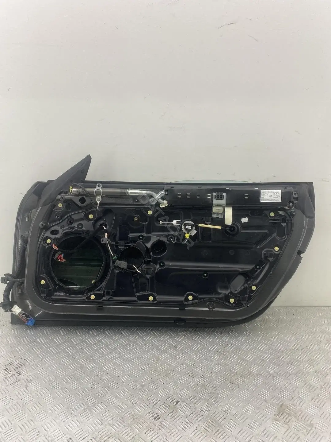 Стекло двери P15296348