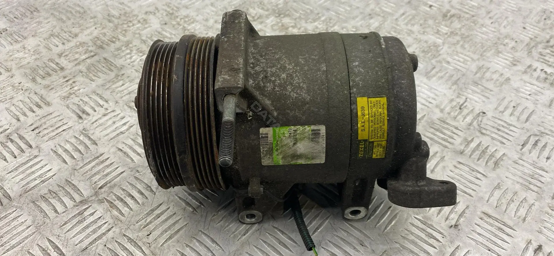 Компрессор кондиционера SAEJ639