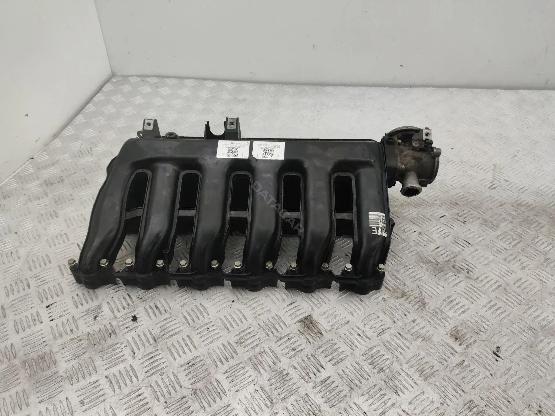 Коллектор впускной 11617790701, 11617800585, 7790701