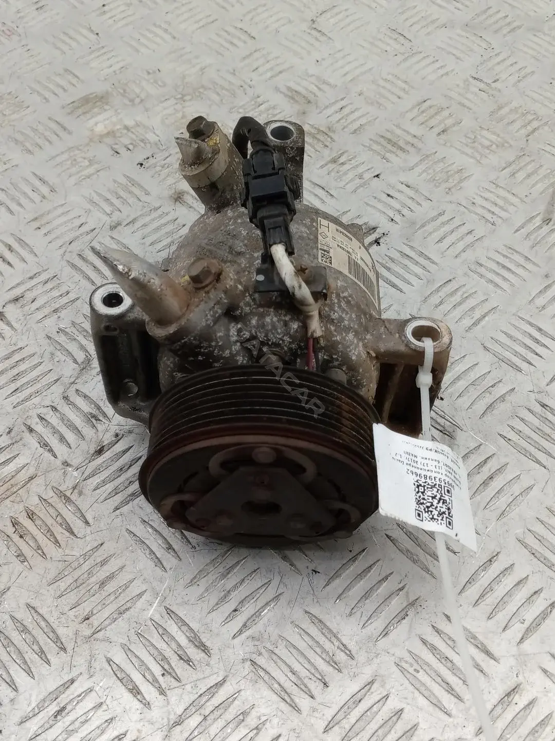 Компрессор кондиционера 926003541R