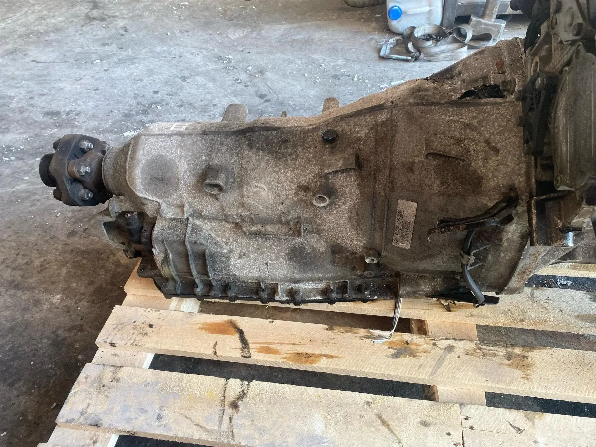 Автоматическая коробка передач (АКПП) 24007543089, 24007556043, 24007563286