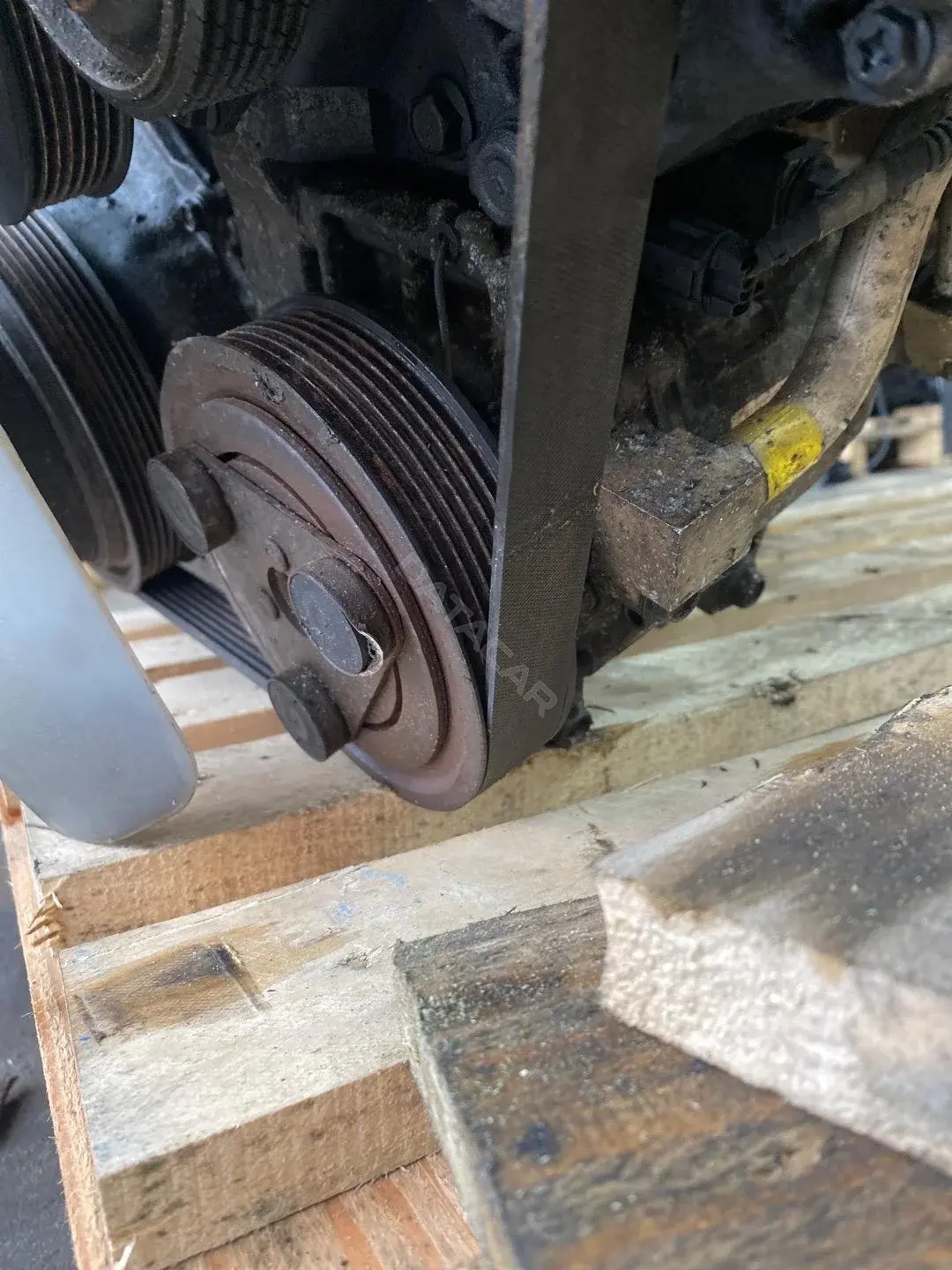 Компрессор кондиционера 92600EB40C